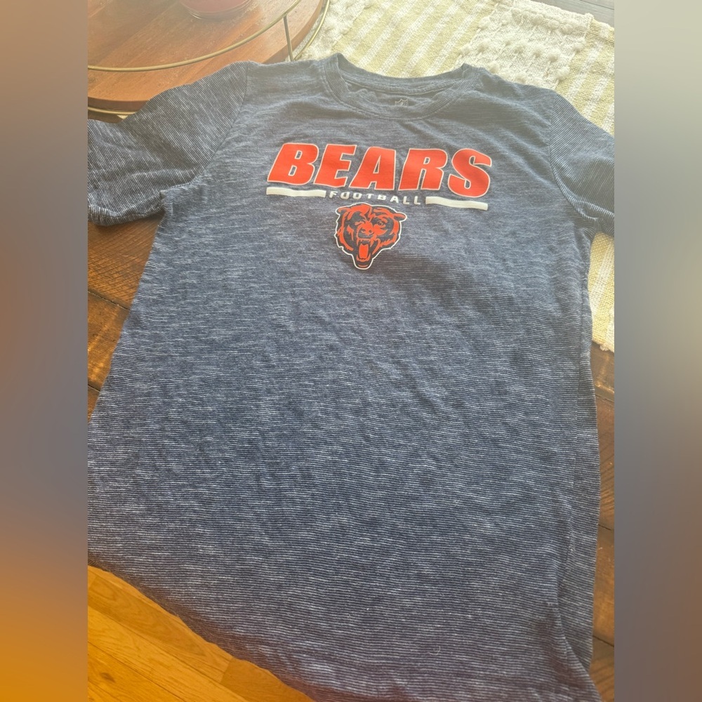 Boys size L NFL bears shirt‎